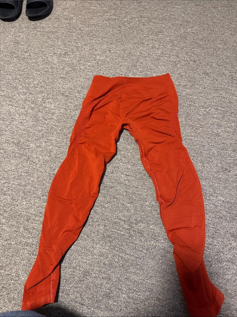 Alphalete Seamless High-Rise Leggings in Rust